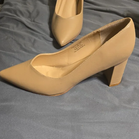 Journee Collection Women's Beige Block Heels - Picture 2 of 13